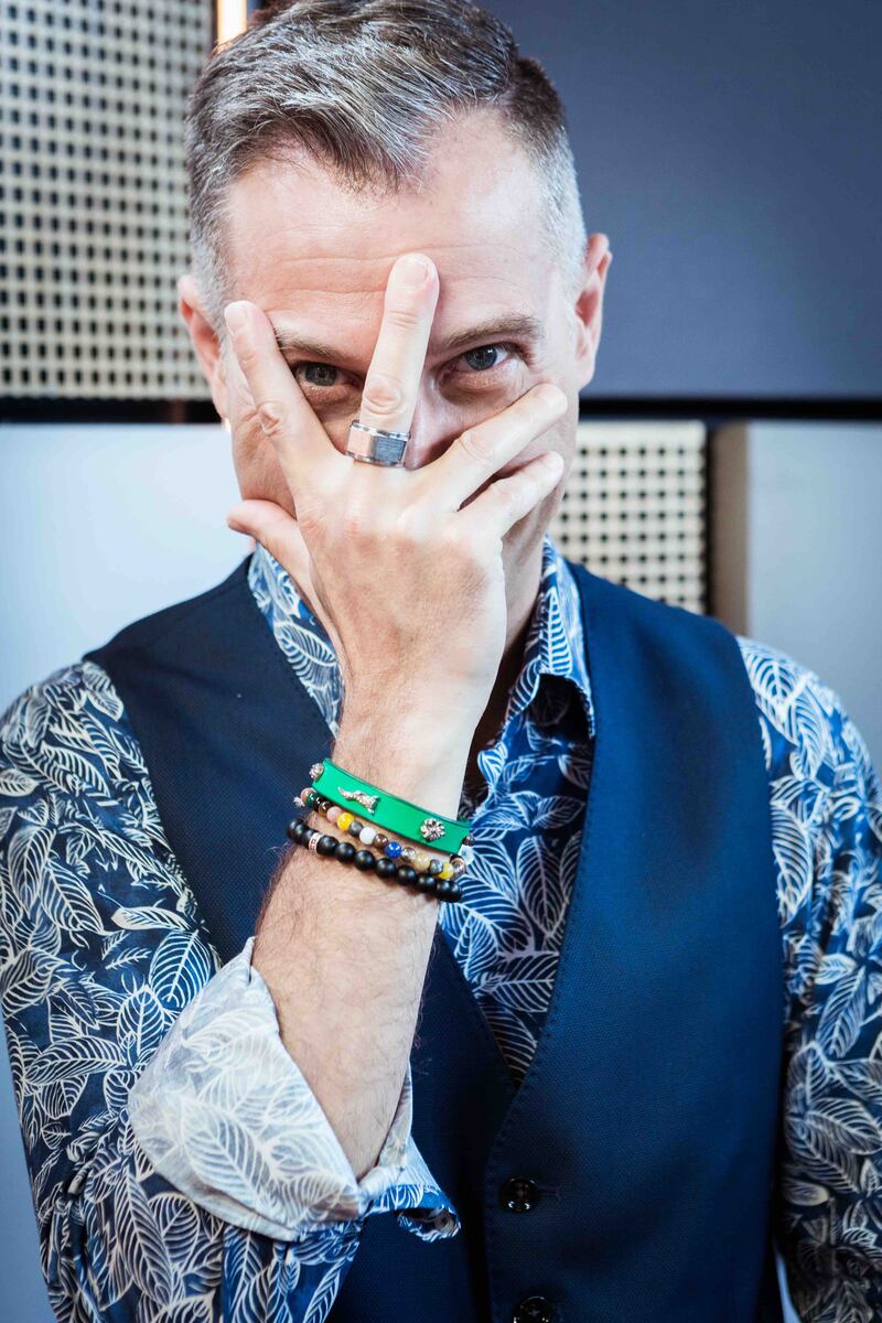 Gabriele Corsi nello studio di "Deal With it - Stai al gioco” 5