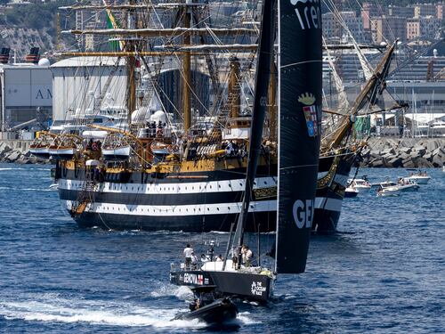 L'Amerigo Vespucci due anni in giro per il mondo: il saluto a Genova