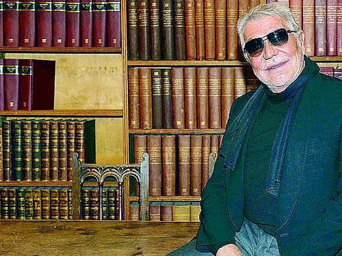 Roberto Cavalli: "Sono depresso, me ne vado alle Maldive"