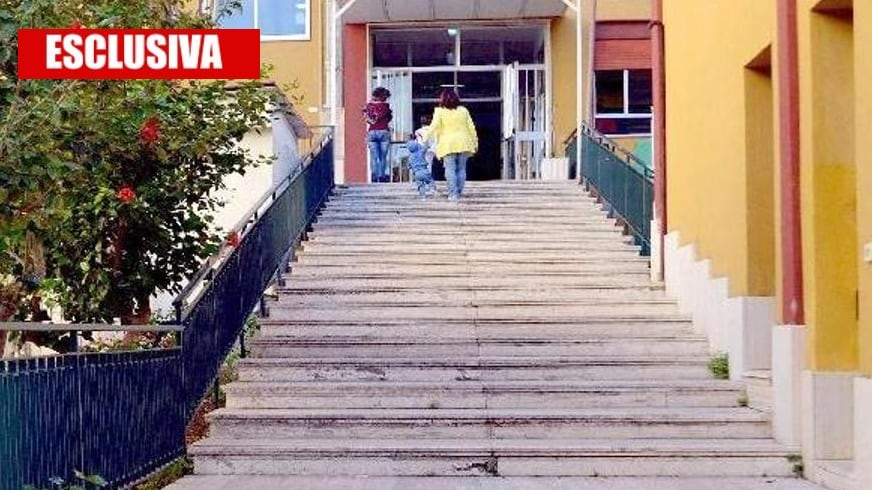Salta la messa di Natale, i genitori protestano: "Cancellano le nostre tradizioni"