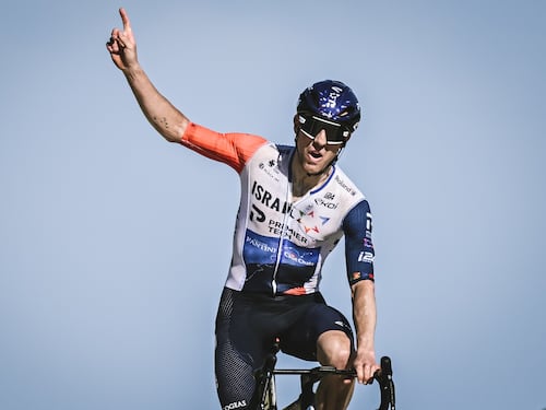 Tour, sul Puy de Dôme rimonta epica di Woods. Pogacar stacca Vingegaard nel finale