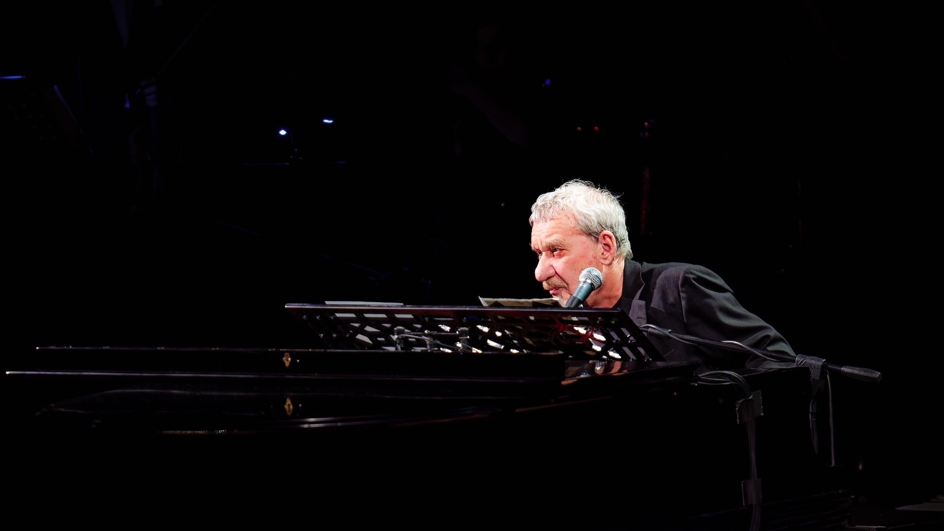 Un "classico" Paolo Conte conquista la Scala col jazz