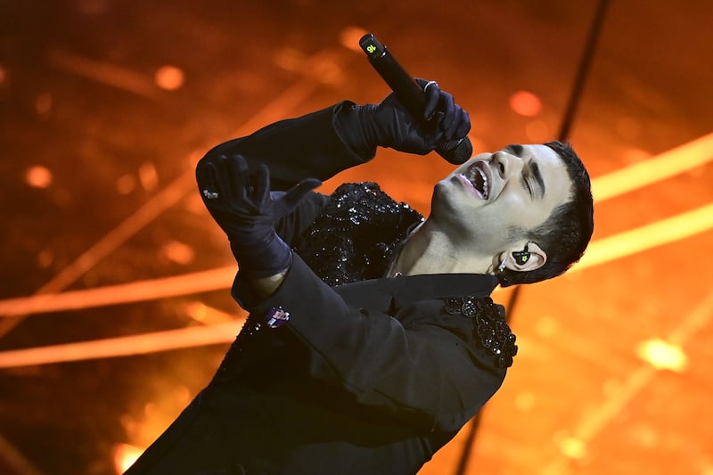 Sanremo 2024: ecco il look della finalissima del Festival di Maninni 3