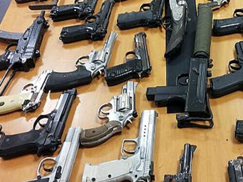 Terrorismo, l'arsenale di Isis e Boko Haram sepolto a Castelvolturno