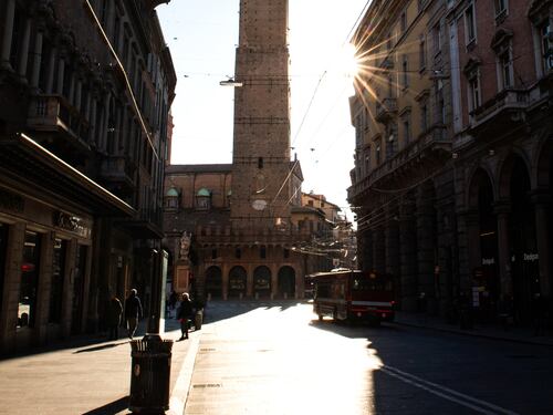 Le immagini della Bologna in quarantena