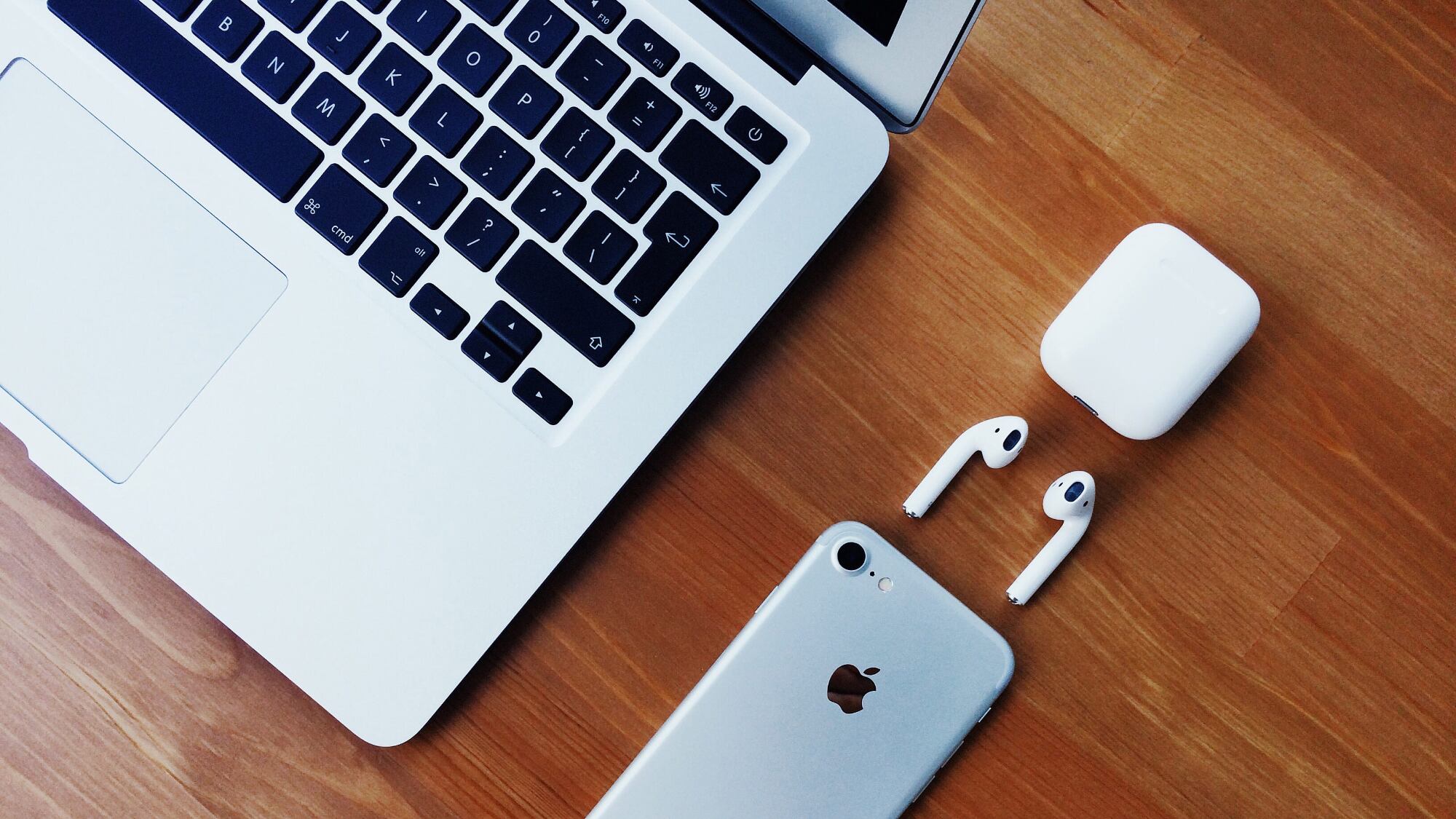 AirPods o auricolari bluetooth smarriti: come recuperarli? Ecco tutto quello che devi fare