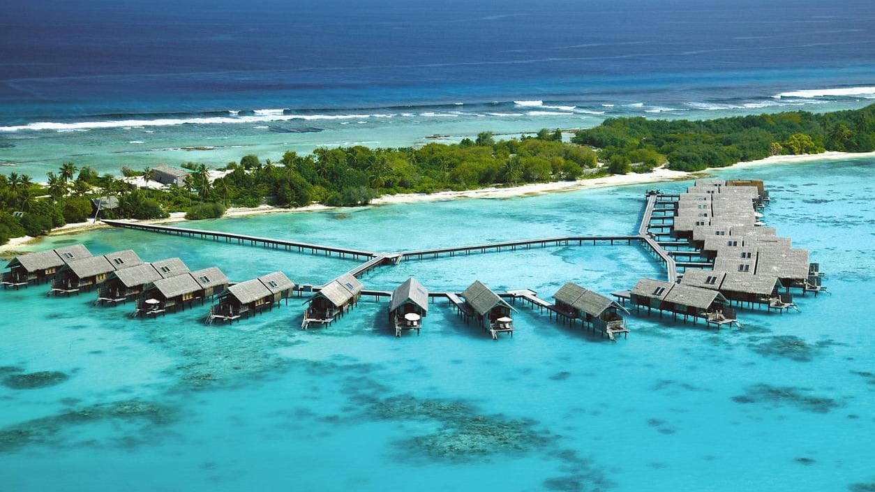 Soldi dei poveri alle Maldive Per costruire pannelli solari