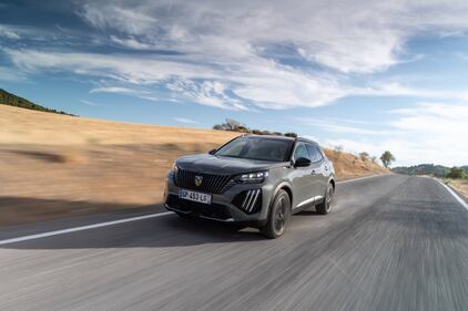 Nuova Peugeot 2008: guarda tutte le foto 2