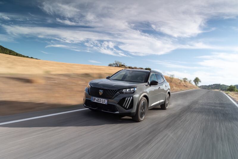 Nuova Peugeot 2008: guarda tutte le foto 2