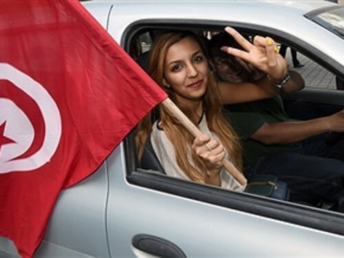 La Tunisia annuncia nuove leggi per i diritti delle donne