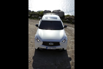 Infiniti FX Vettel Edition 8
