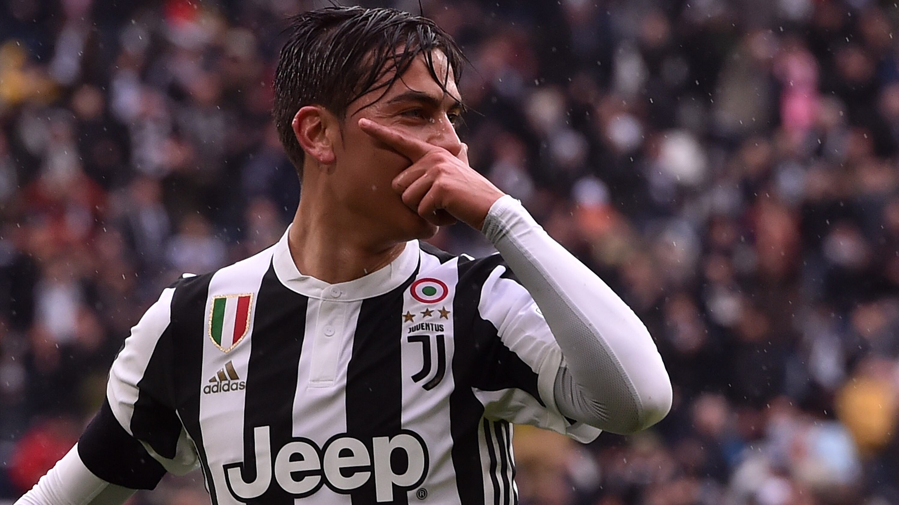Diego Costa accoglie Dybala: "Sarebbe il benvenuto all'Atletico Madrid"