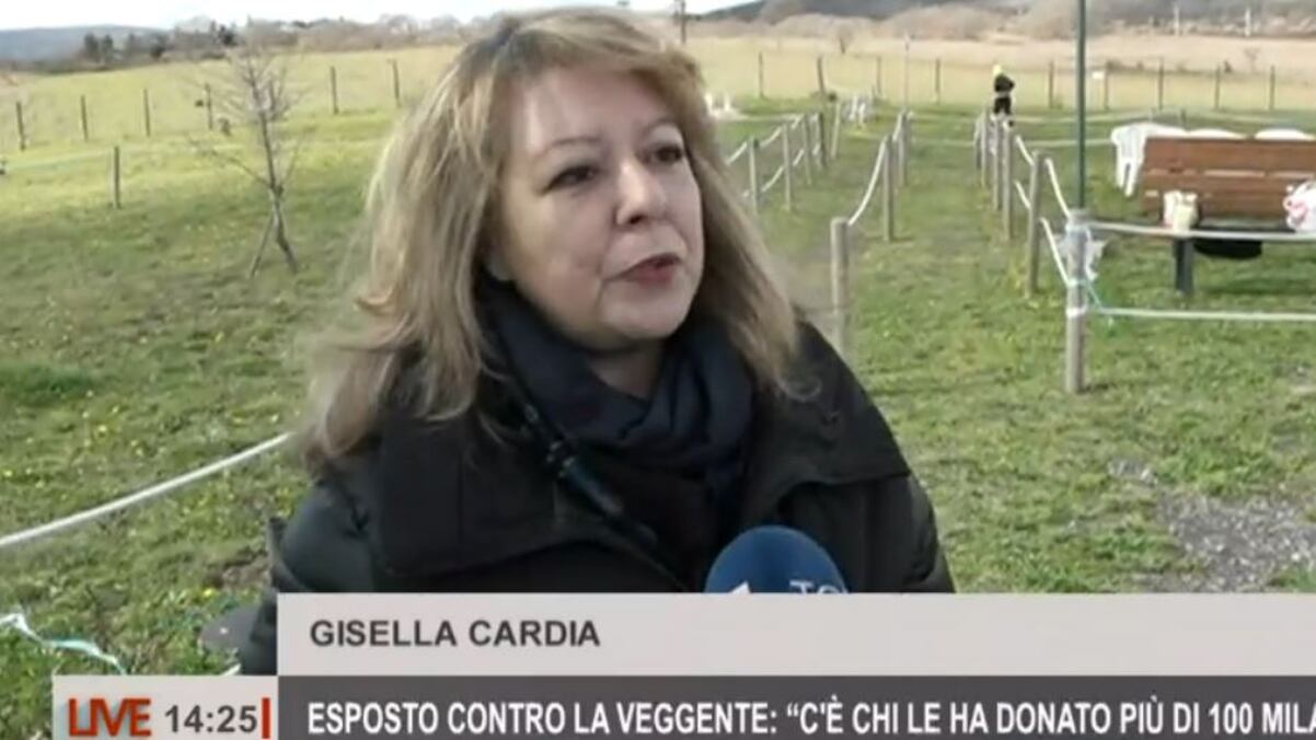 "Altro che miracolo della Madonna, mi ha raggirato". E la veggente di Trevignano sparisce
