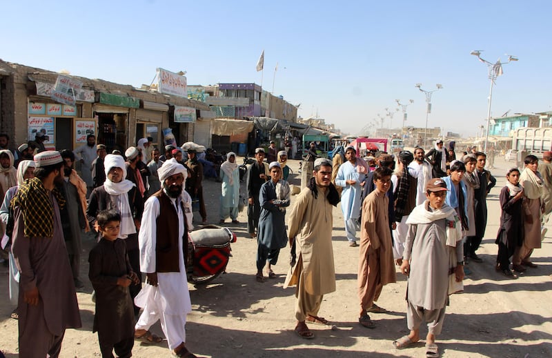 Afghanistan contro Pakistan: notte di guerra al confine, valichi chiusi e minacce di rappresaglia 7