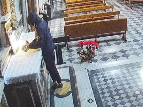 L'ombra del rito satanico che preoccupa Prato: cosa è successo