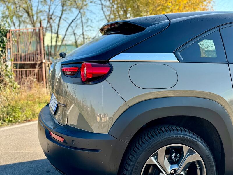 Mazda MX-30 2024: guarda la gallery del crossover elettrico giapponese 11