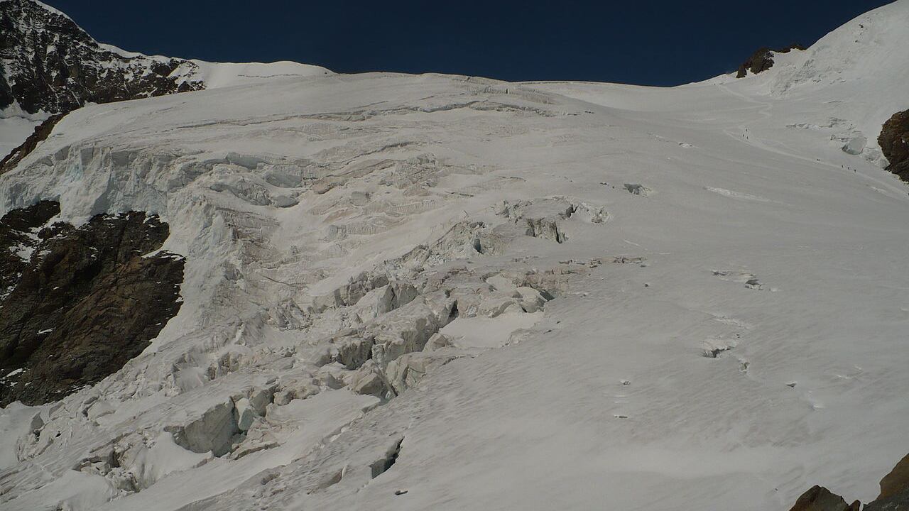 I ghiacciai, quei fragili colossi in estinzione che stanno cambiando il volto della Terra
