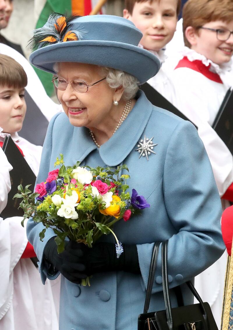 La Regina Elisabetta II e il Principe Carlo, foto 8