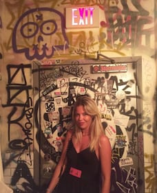 Costanza Caracciolo sexy a letto 24