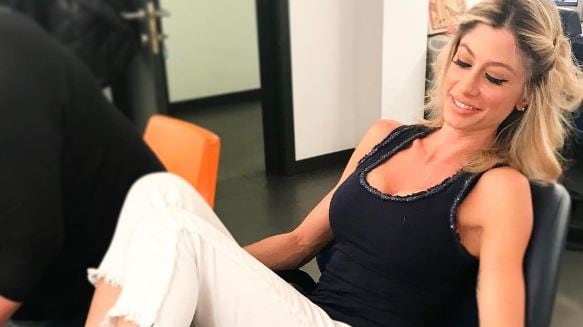 Maddalena Corvaglia e la foto che divide il web: "Disgustosa"