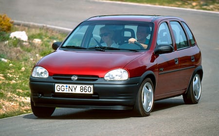 Opel Corsa B, guarda tutte le foto 1