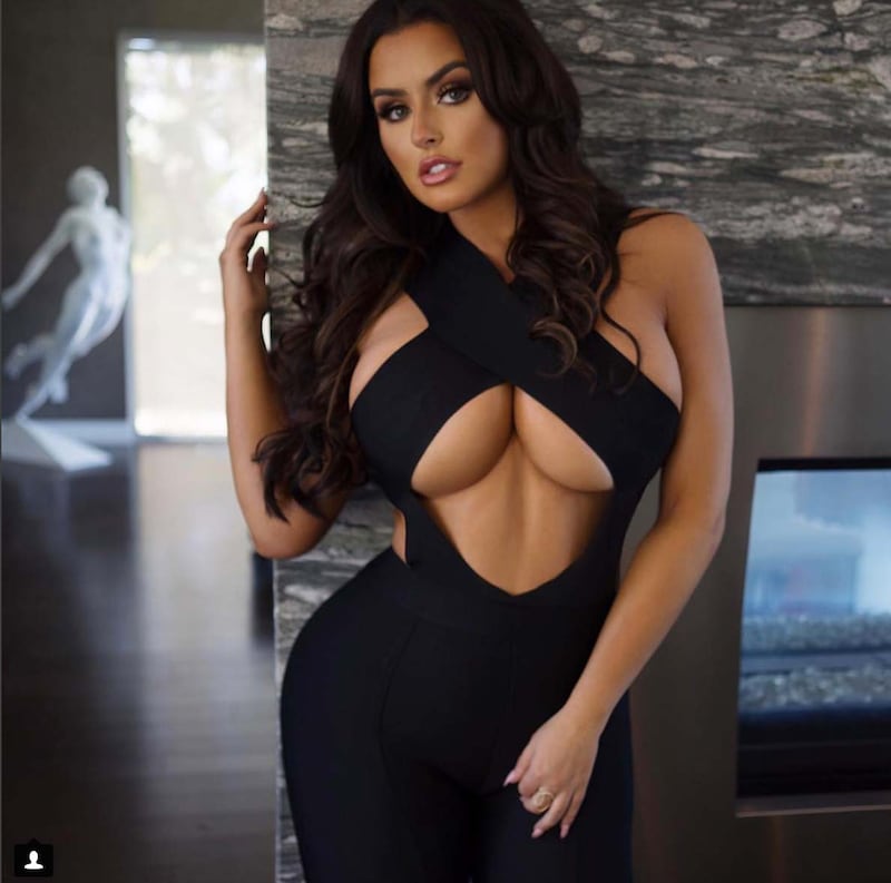 Abigail Ratchford nuda su Instagram, foto 4