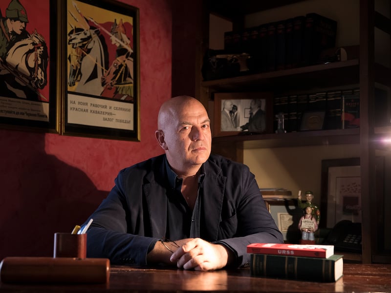 Marco Rizzo smaschera Conte: “Guerrafondaio al governo, pacifinto all’opposizione”