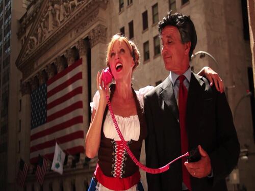 Usa: il video che prende in giro Romney fa infuriare la Svizzera