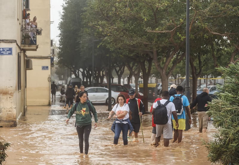 Spagna, Valencia colpita dalle alluvioni: morte e distruzione 2