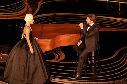  Oscar 2019, l'eleganza di Lady Gaga 3