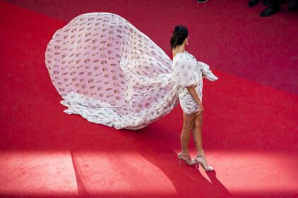 Sulla Coisette il velo di Kendall Jenner 2