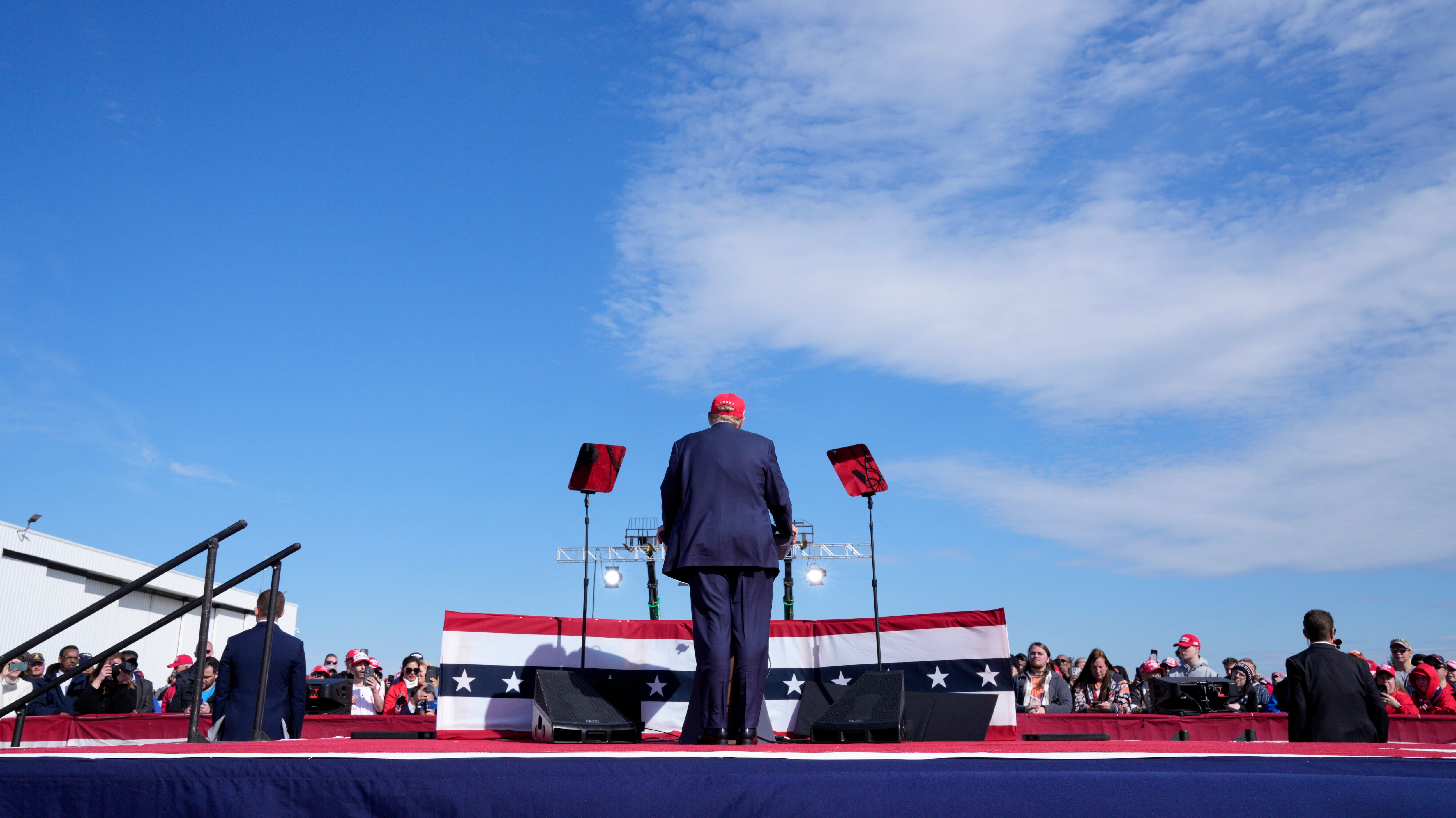 "Sei giorni di tempo per pagare": l'ultimatum dei giudici a Trump sui 464 milioni