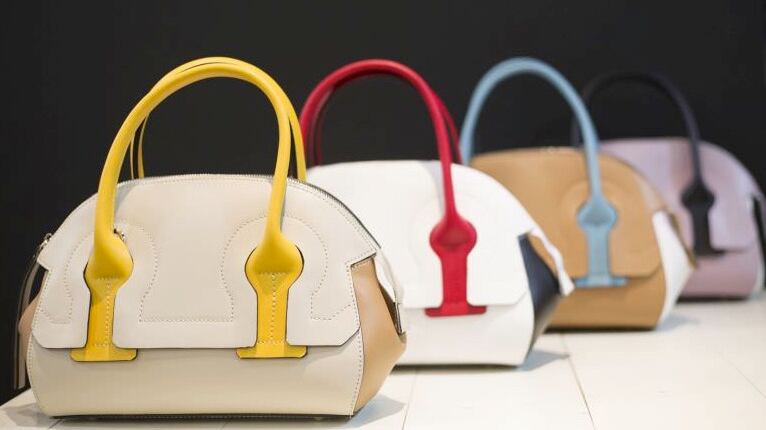Mipel celebra la creatività con Warhol e Westwood