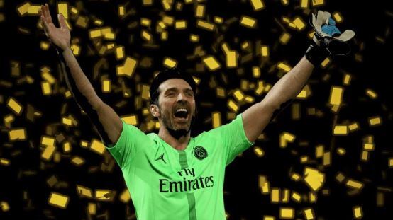 Buffon festeggia il titolo con il Psg: "Chi non soffre non cresce"