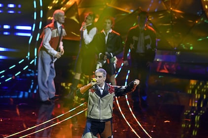 Sanremo 2024: ecco il look della terza serata del Festival dai Bnkr44 5