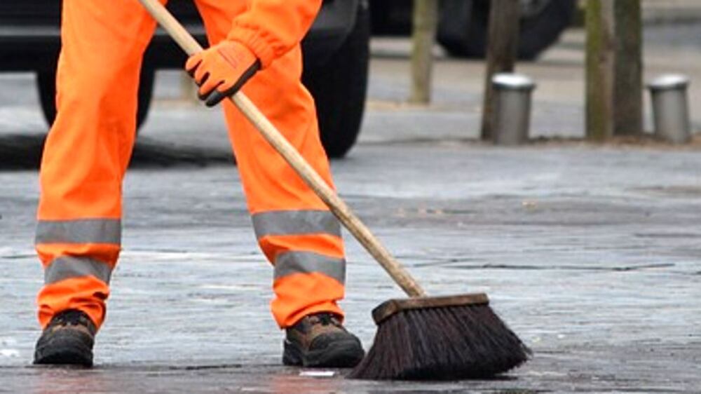 A Bari le tasse si potranno pagare con ore di lavoro a favore della città