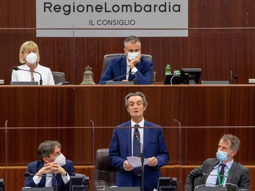 L'orgoglio di Fontana in aula. "Basta, non tollero dubbi"