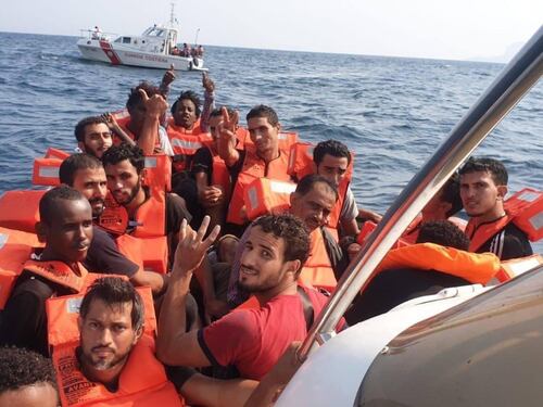 "C'è un limite all'accoglienza dei migranti". Ora Draghi mette un tappo al buonismo