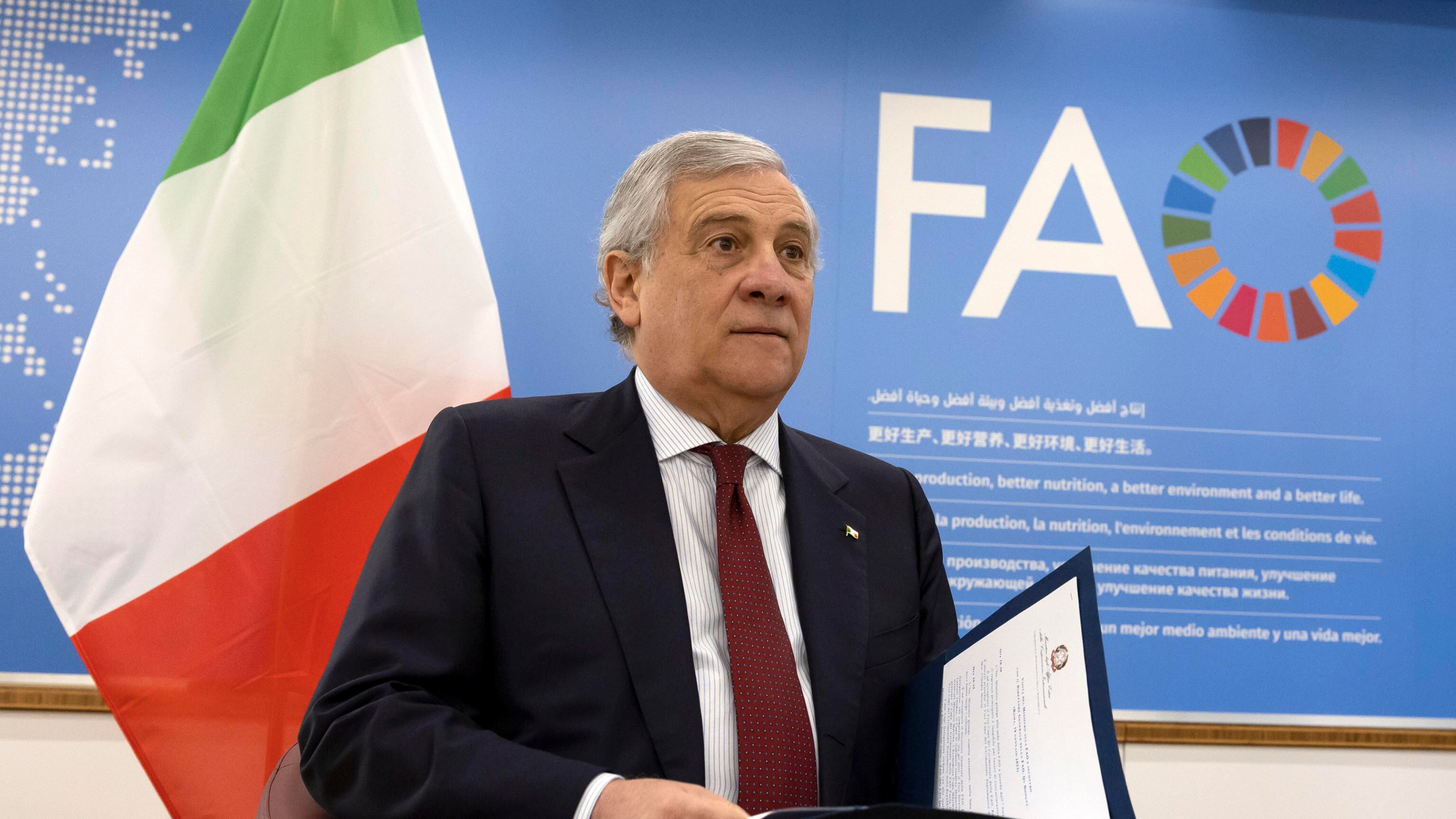 Governo in "missione Africa". Nuovo corso su gas e migranti