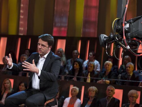 Dal caso De Luca ai fischi Ora Renzi teme la figuraccia