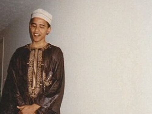 Obama in abito islamico. Fox News: "Questo non è un buon cristiano"