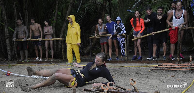 Mercedesz Henger all'Isola dei Famosi: le foto più belle 14