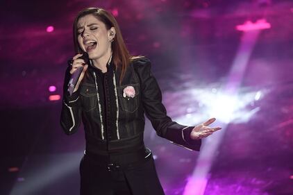 Sanremo 2018: i look sexy della seconda serata 5