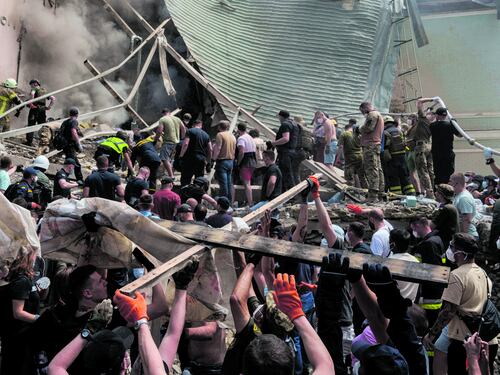 "Una provocazione". Tutti i dubbi Nato sulle mosse di Putin e il ruolo di Orbán