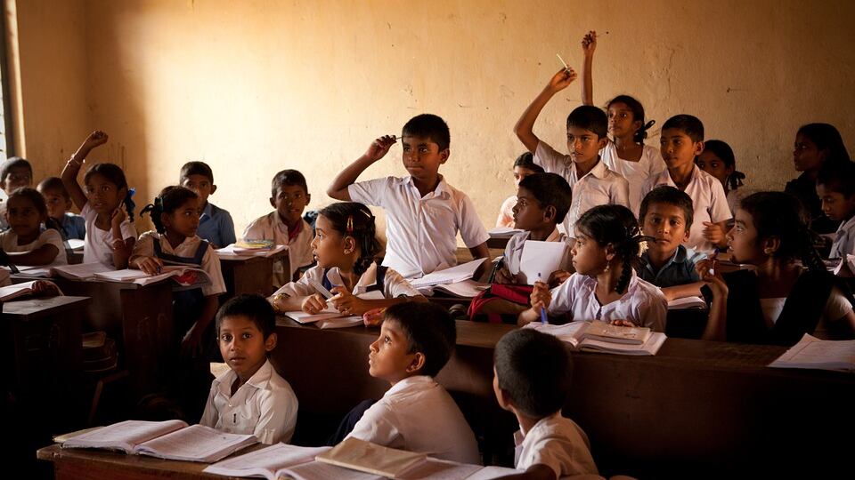 India: studenti bocciati alla maturità, si suicidano in 23