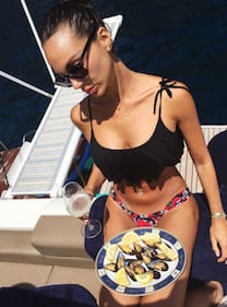Sarah Nile sexy per l'addio al nubilato 6