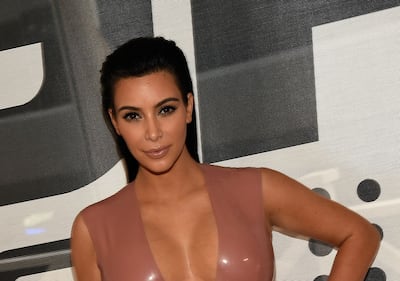 Kim Kardashian, nudo completo allo specchio 11