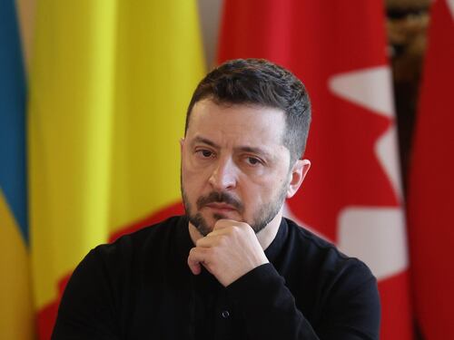 Arriva il dietrofront di Zelensky. "Sono pronto a firmare la pace"