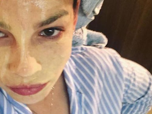 Emma Marrone, incidente sexy su Instagram