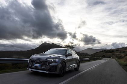 Audi Q8, primo contatto: guarda la gallery 9